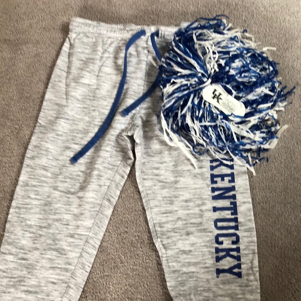 Cuffed sweat pants